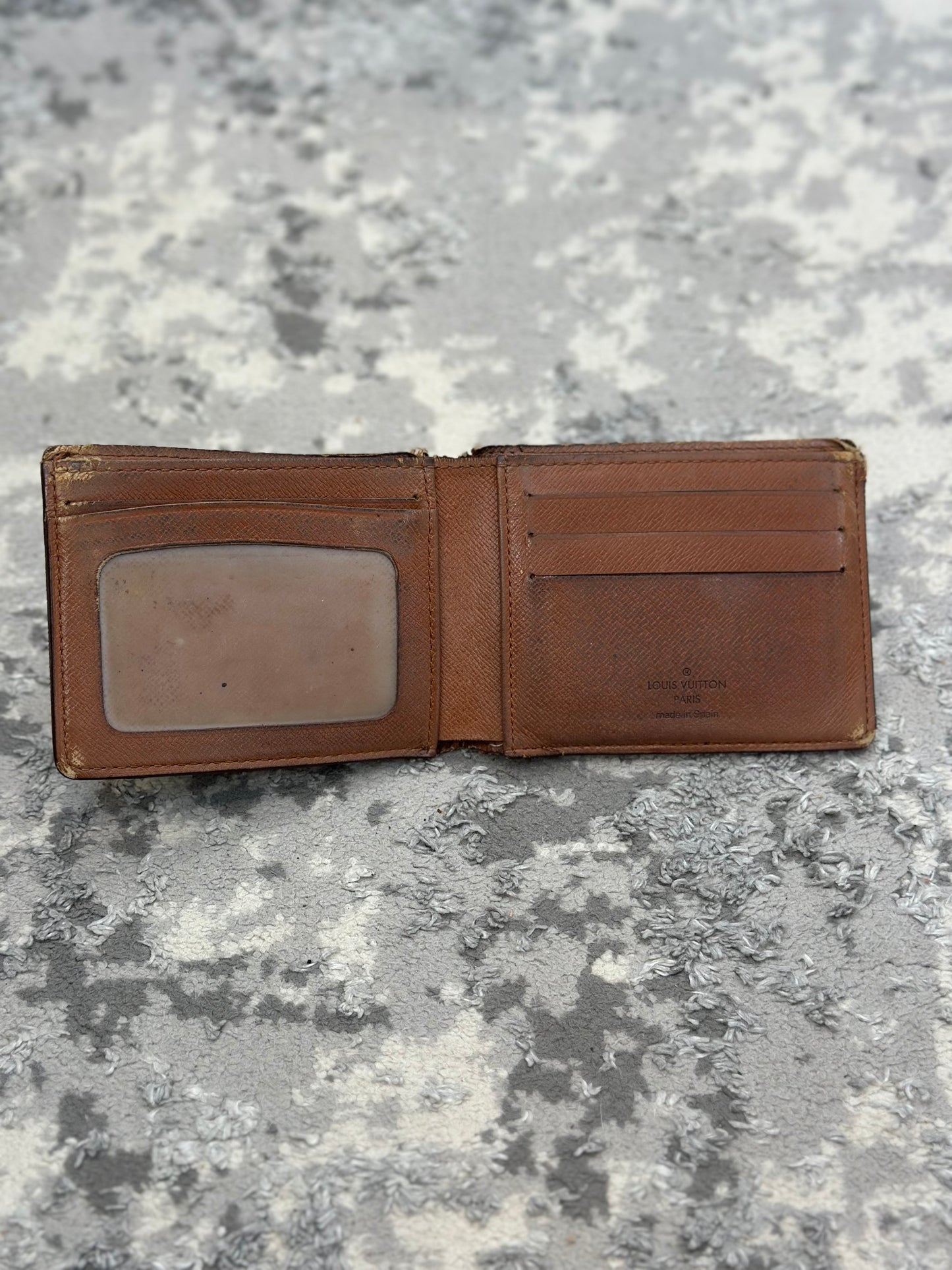 Louis Vuitton Monogram Bi-Fold Wallet