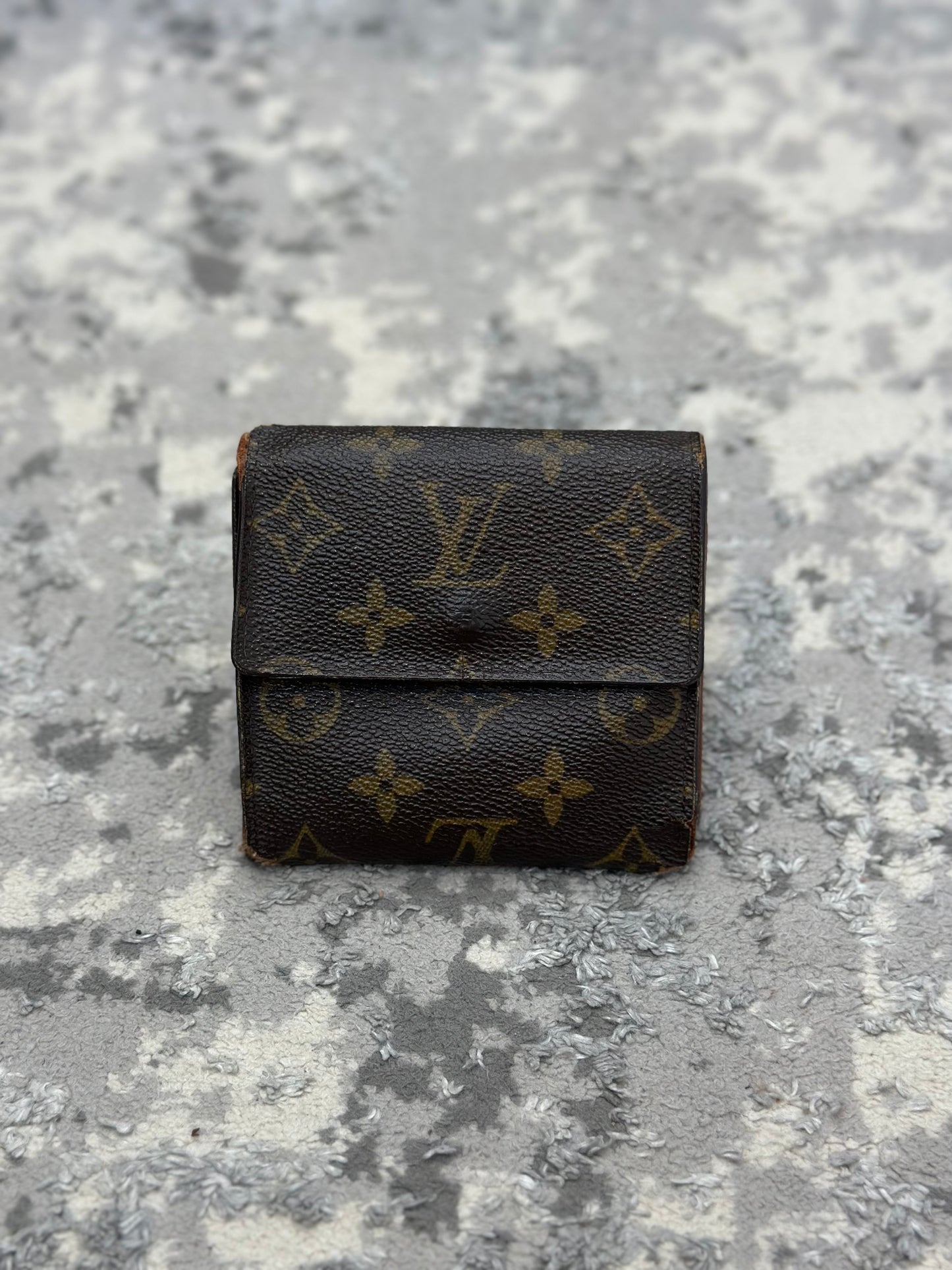 Louis Vuitton Mongram Double Side Bi-Fold Wallet