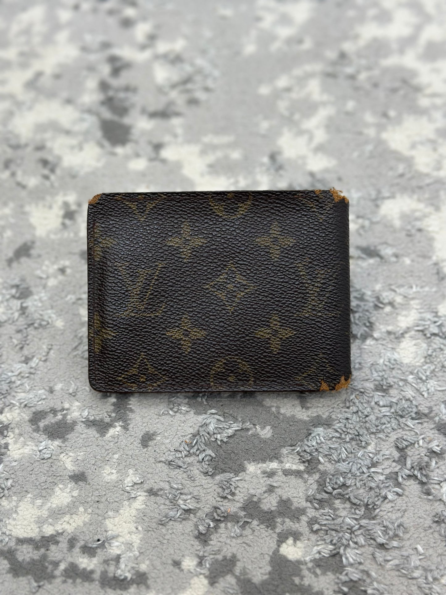 Louis Vuitton Monogram Bi-Fold Wallet