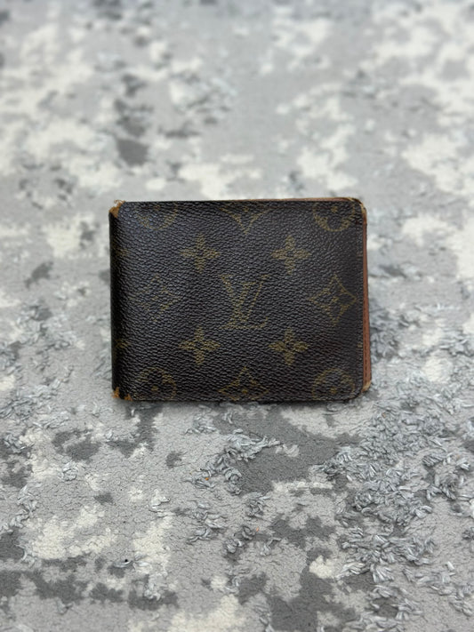 Louis Vuitton Monogram Bi-Fold Wallet