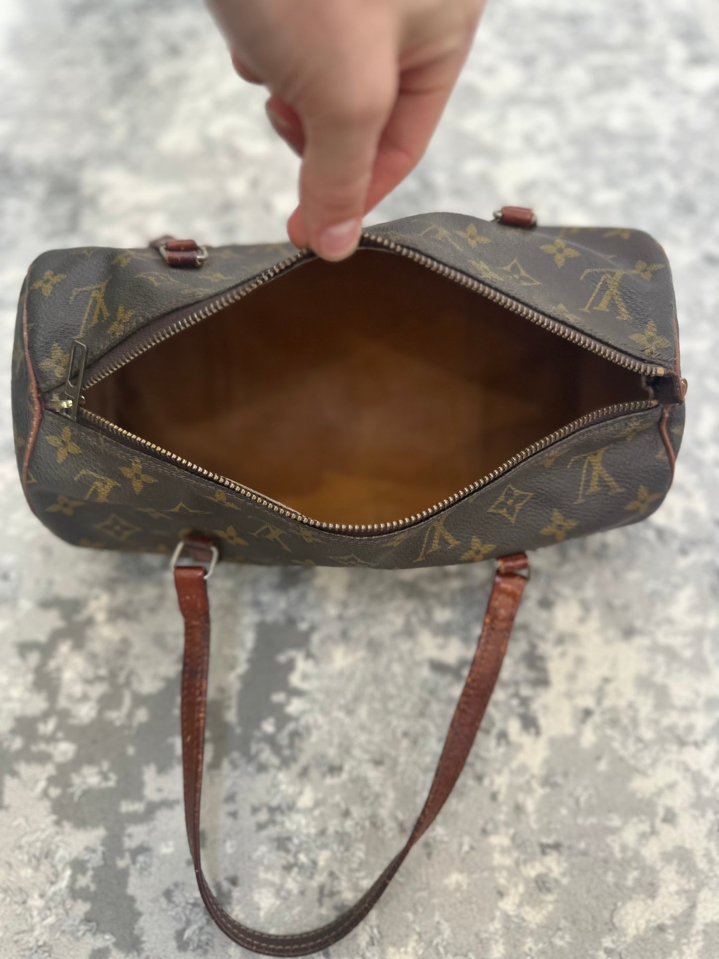 Louis Vuitton Monogram Speedy 30