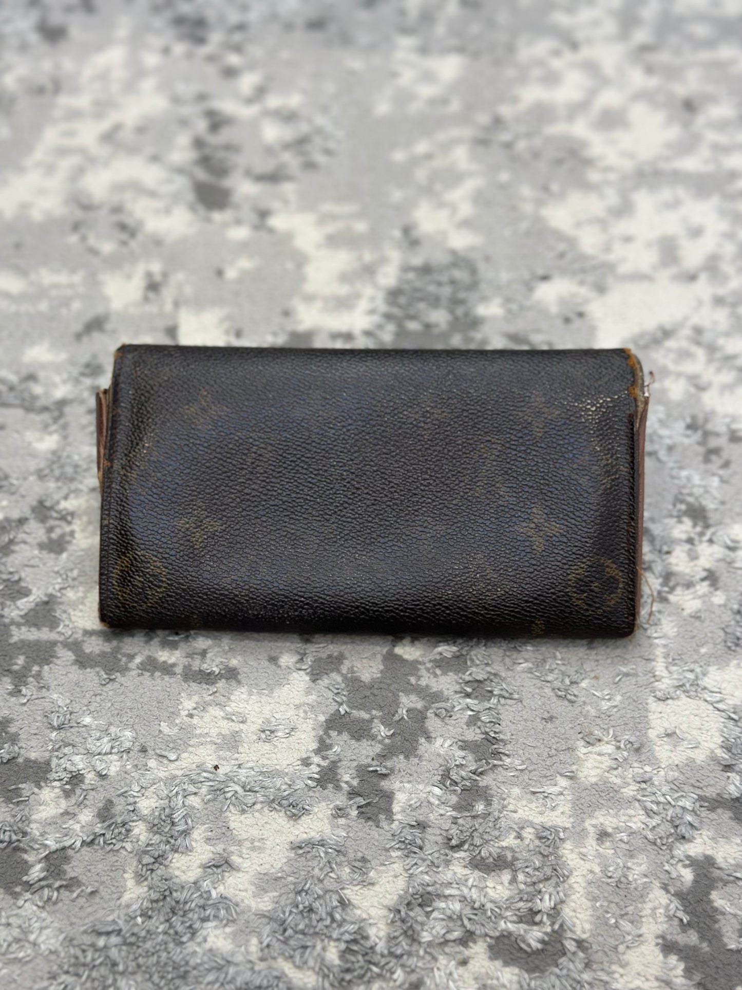 Louis Vuitton Monogram Long Bi-Fold Wallet